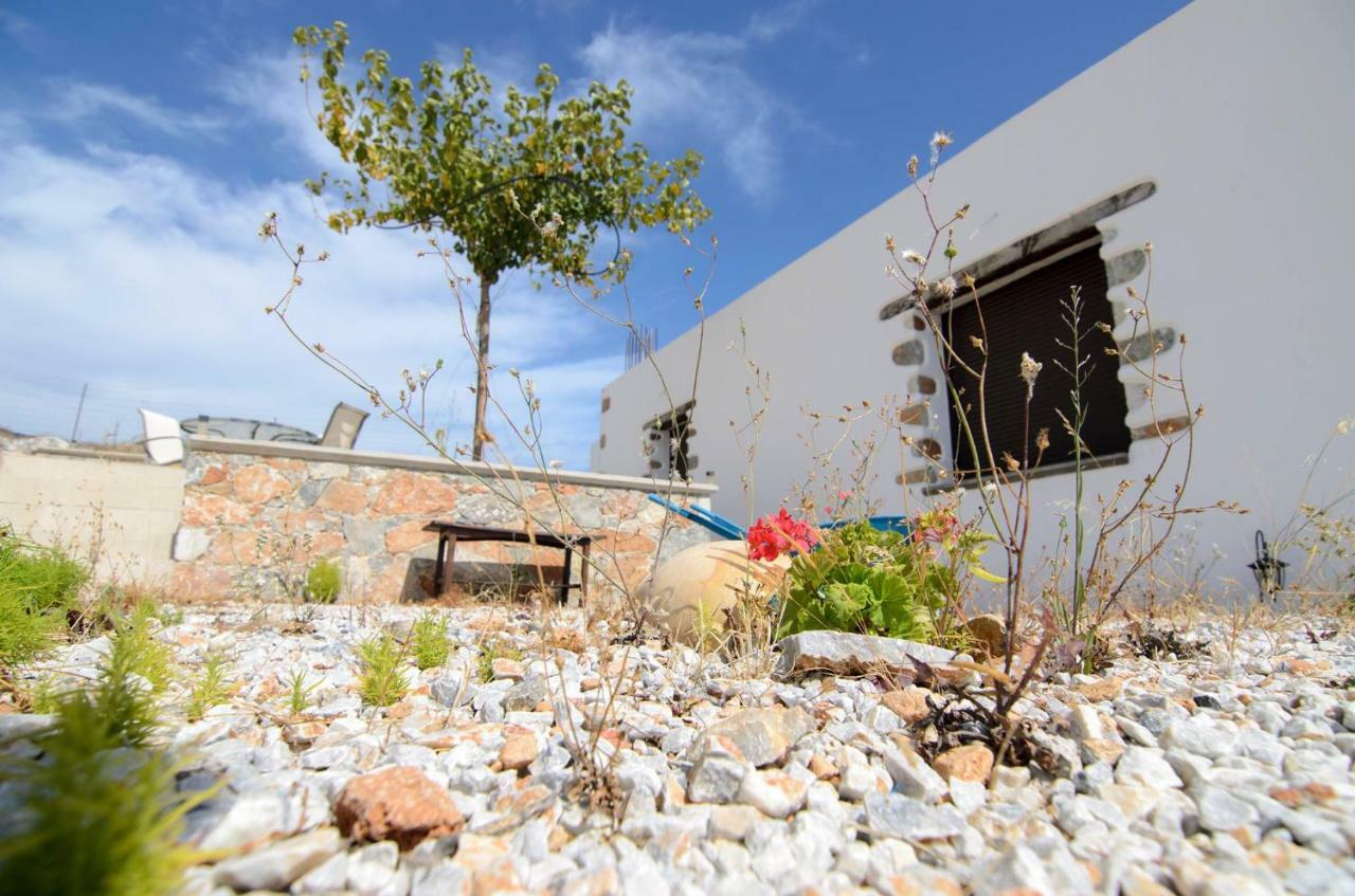 Madares Apartments Anopolis Sinoikismos Kambos Exterior photo